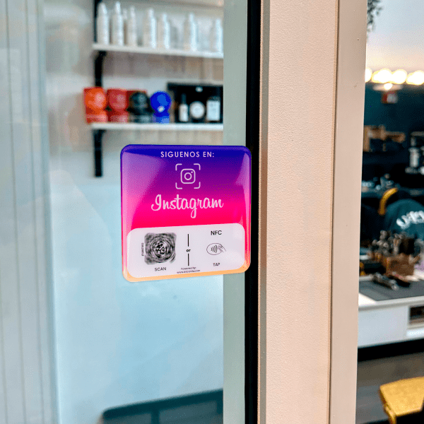 Placa Adherible para Instagram NFC + QR